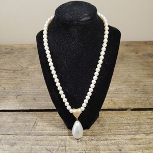 Vintage Sarah Coventry Necklace Faux Pearls Drop Pendant Signed